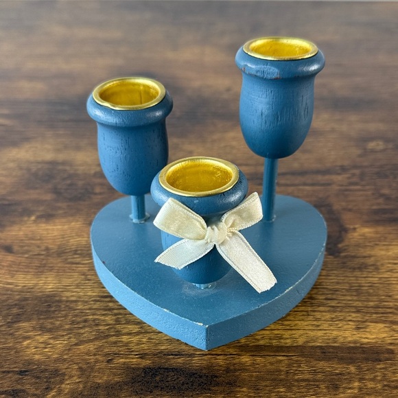 Blue and Gold Heart-Shaped Candle Holder - Picture 1 of 7